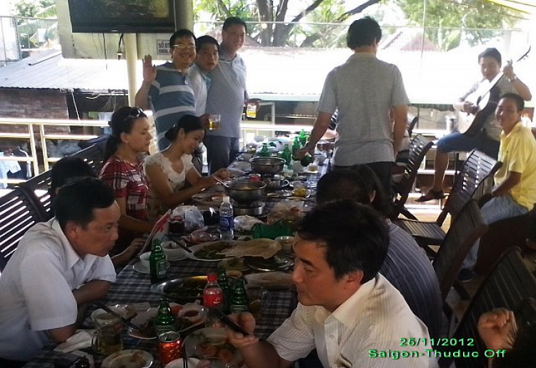 Lâu quá mới lại OFF với nhau, vui ghê!