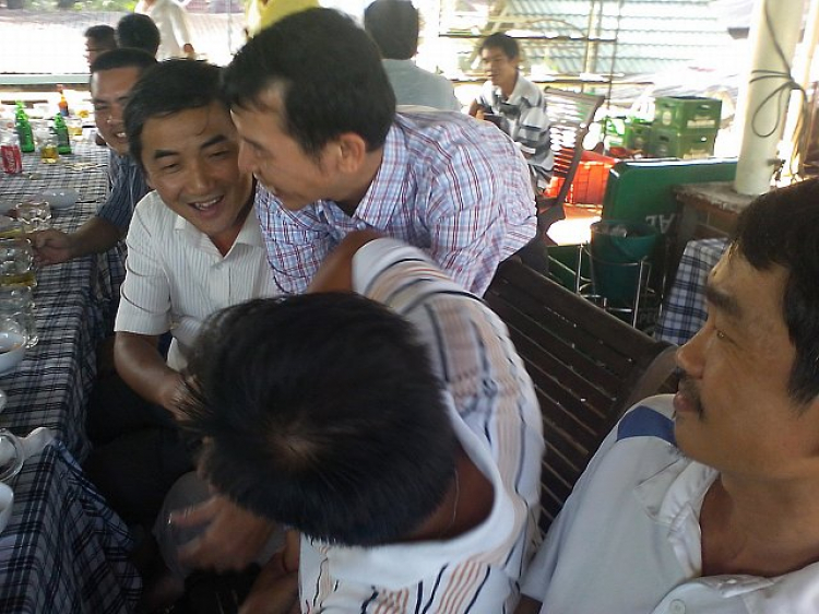 Lâu quá mới lại OFF với nhau, vui ghê! Lâu quá mới lại OFF với nhau, vui ghê!