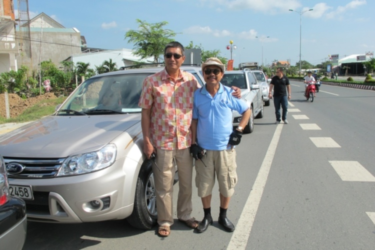 Trao tặng nhà tình thương tại Bến Tre ngày 2/12/2012