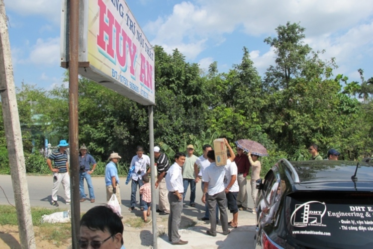 Trao tặng nhà tình thương tại Bến Tre ngày 2/12/2012