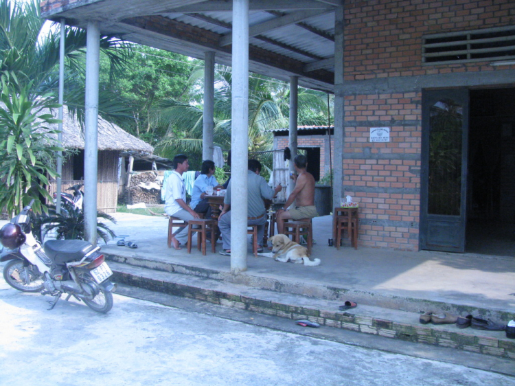 Accord Club: Tụ tập vui chơi, cà phê, ọp ẹp Accord Club: Tụ tập vui chơi, cà phê, ọp ẹp