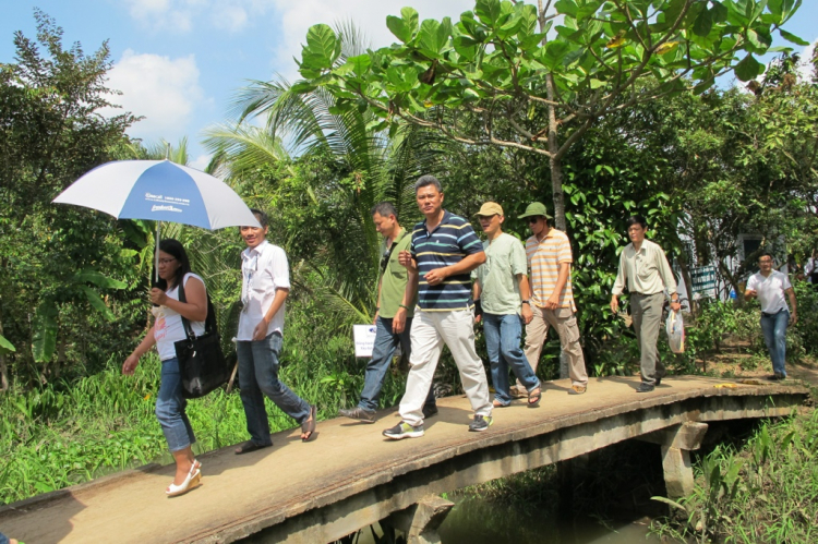 Trao tặng nhà tình thương tại Bến Tre ngày 2/12/2012