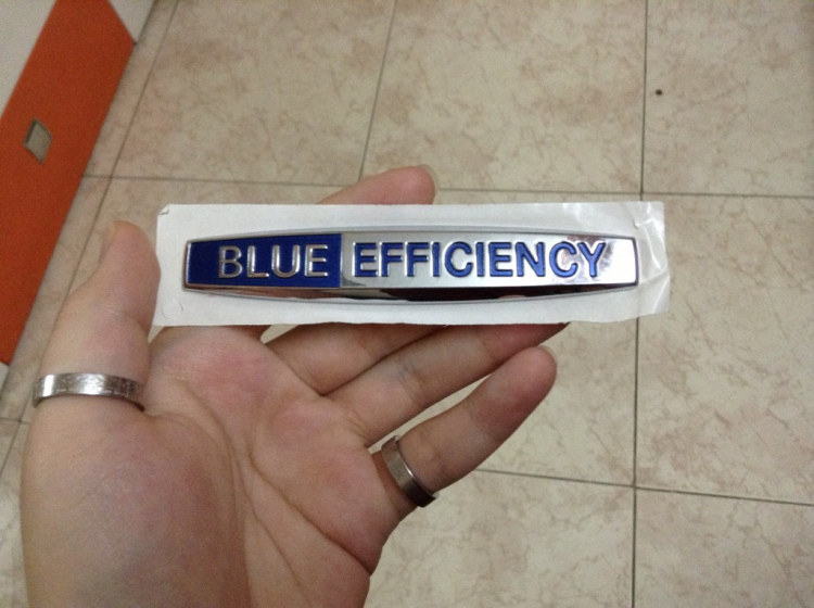 Cho em ké vài bữa . Huy Hiệu Blue efficiency - cần gạt nước hàng tháo xe !