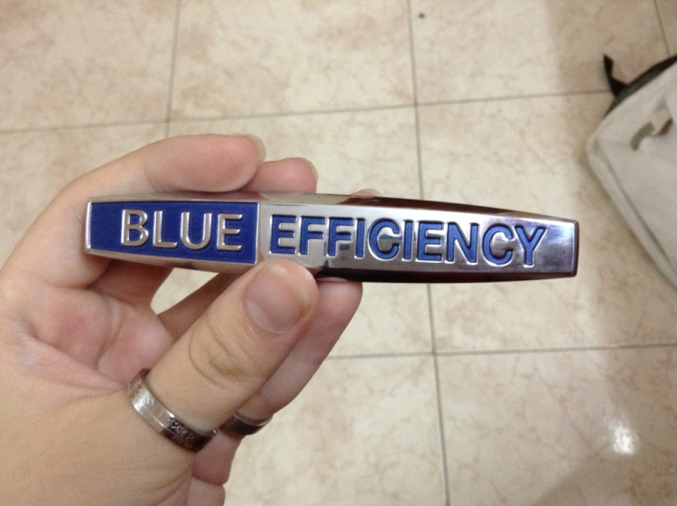 Cho em ké vài bữa . Huy Hiệu Blue efficiency - cần gạt nước hàng tháo xe !