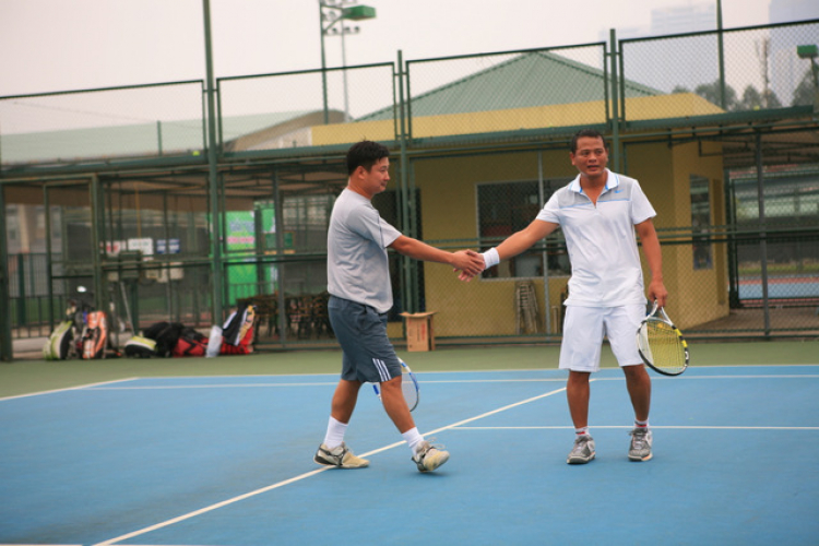 Giải tennis chào mừng sinh nhật OS tròn 10 tuổi