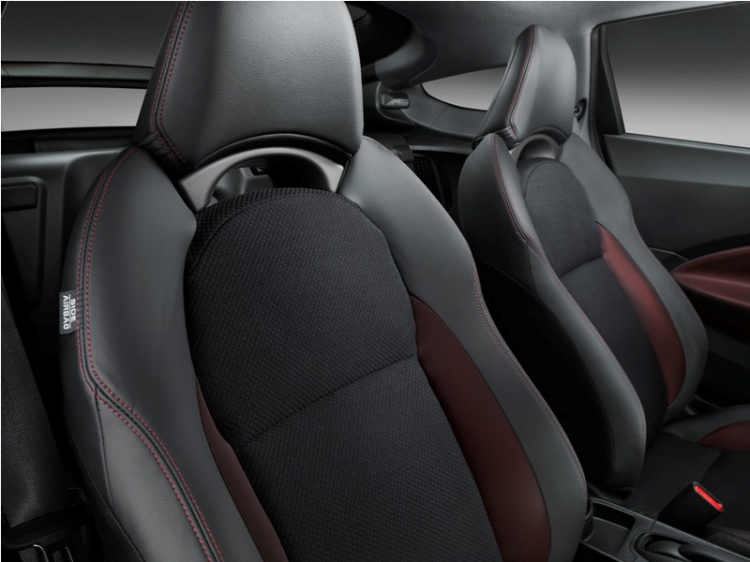 Honda CR-Z 2013, phong cách mới, sức mạnh mới