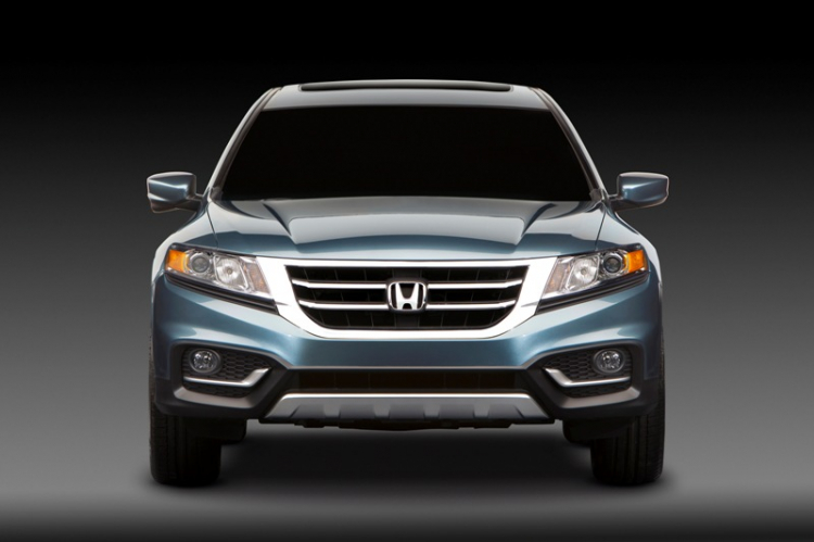 CROSSTOUR 2013
