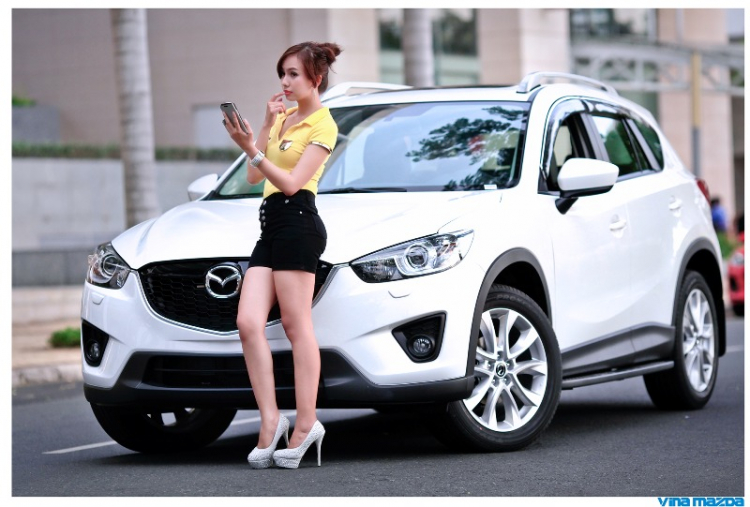 Trai tài gái sắc lái CX-5 dạo phố (đã có hình)