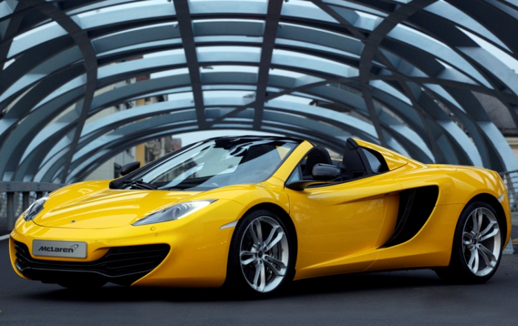 MC LAREN 12C SPIDER....................................................khi nào sẽ về VN :)