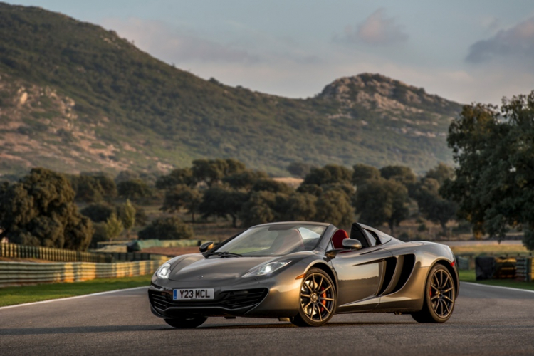 MC LAREN 12C SPIDER....................................................khi nào sẽ về VN :)