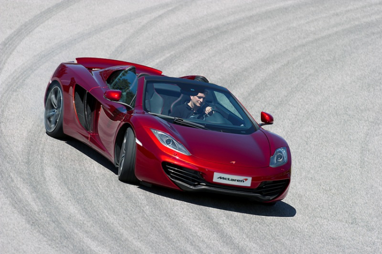 MC LAREN 12C SPIDER....................................................khi nào sẽ về VN :)