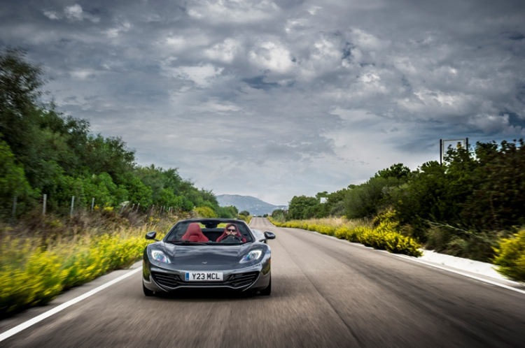 MC LAREN 12C SPIDER....................................................khi nào sẽ về VN :)