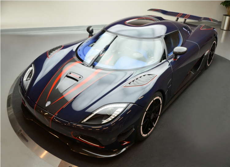 Một ngày nào đó.........KOENIGSEGG AGERA R sẽ.............nhập mà không tái xuất tại VN ;)