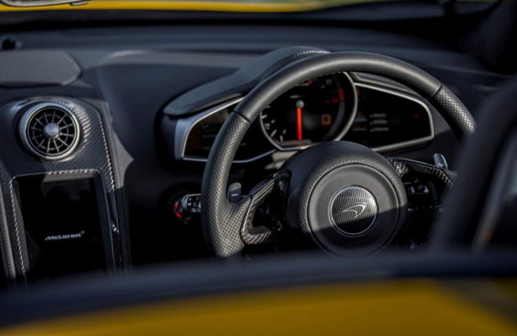 MC LAREN 12C SPIDER....................................................khi nào sẽ về VN :) MC LAREN 12C SPIDER....................................................khi nào sẽ về VN :)