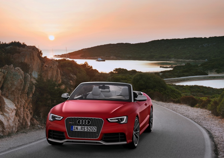 AUDI RS5 CABRIOLET thể thao, an toàn, công nghệ...