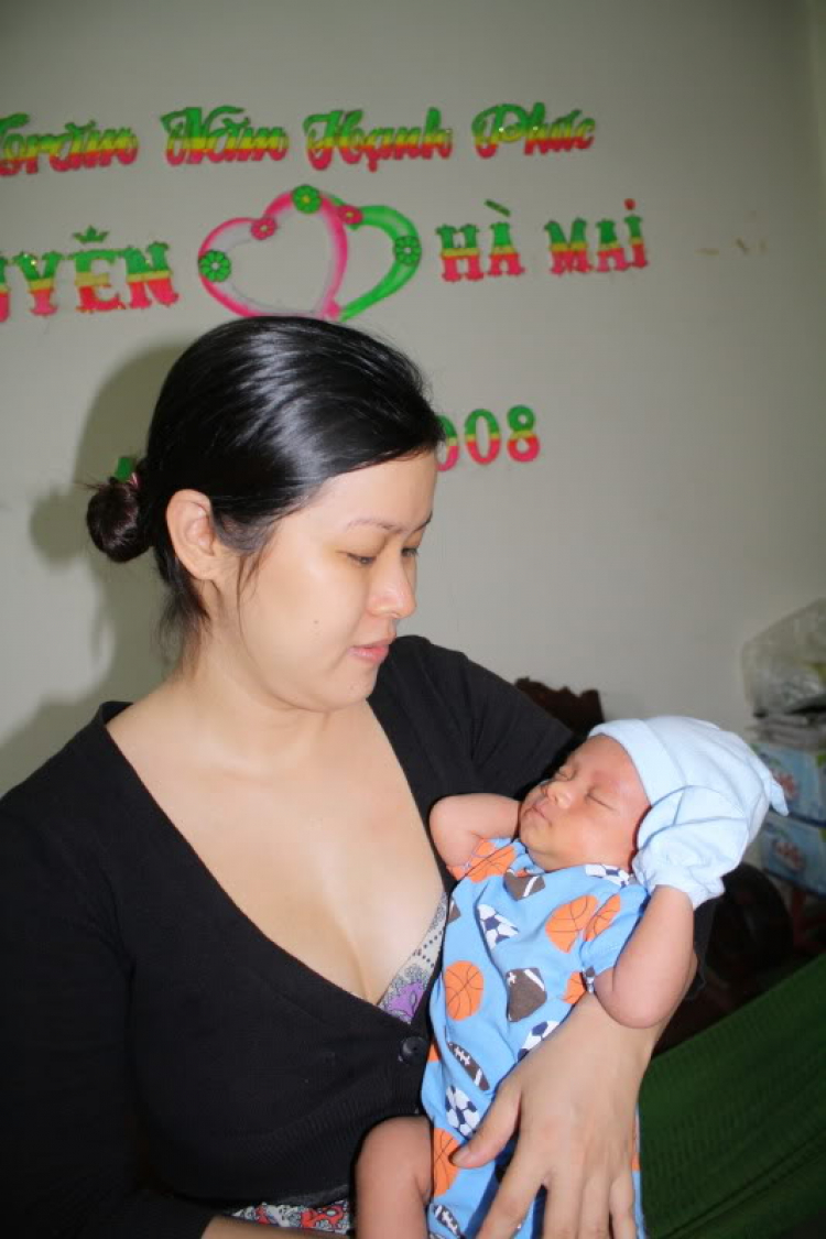 Con của chúng ta xinh quá Con của chúng ta xinh quá