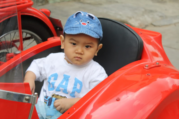 Con của chúng ta xinh quá Con của chúng ta xinh quá