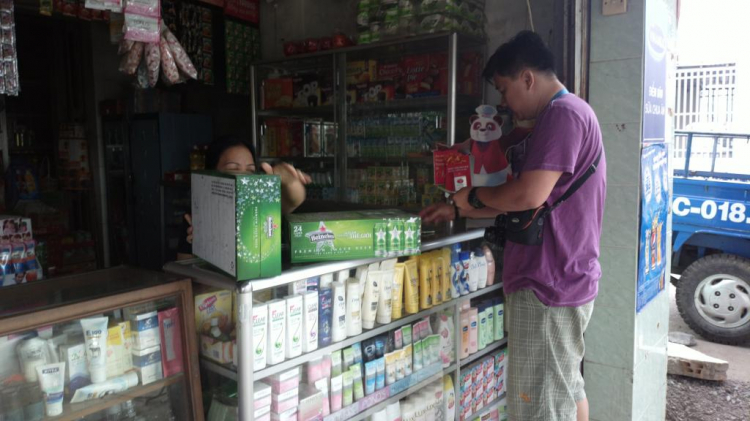 Du ngoạn trên biển bằng xuồng phao bơm hơi. Du ngoạn trên biển bằng xuồng phao bơm hơi.