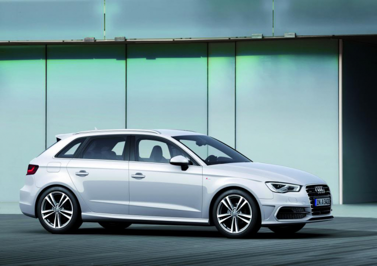 A3 SPORTBACK 2013 - S LINE - TCNG sắc sảo, thể thao hơn, công nghệ mới :)