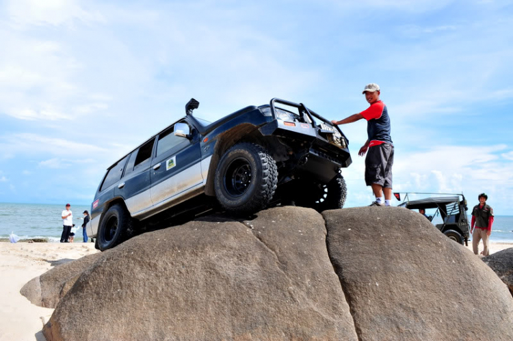 Khai trương chuyến offroad đầu năm tại Hồ Tràm - Xuyên Mộc (xem ảnh từ trang 23) Khai trương chuyến offroad đầu năm tại Hồ Tràm - Xuyên Mộc (xem ảnh từ trang 23)