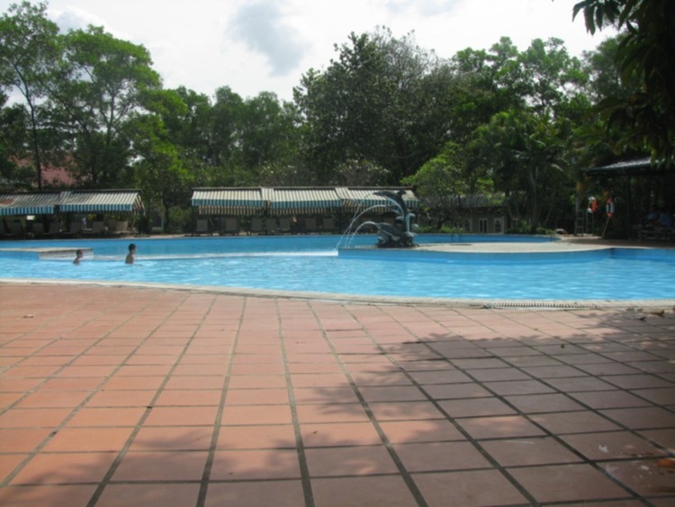 Accord Club: Tụ tập vui chơi, cà phê, ọp ẹp Accord Club: Tụ tập vui chơi, cà phê, ọp ẹp