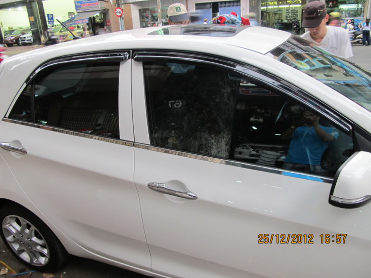 Show hàng 2 em Picanto trắng của anh Hải (Em đi đóng phí BTĐB và thay còi Denso- trang 29) Show hàng 2 em Picanto trắng của anh Hải (Em đi đóng phí BTĐB và thay còi Denso- trang 29)