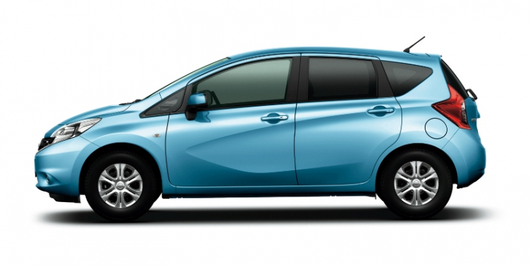 NISSAN NOTE đẹp, trẻ trung, nhỏ gọn :)