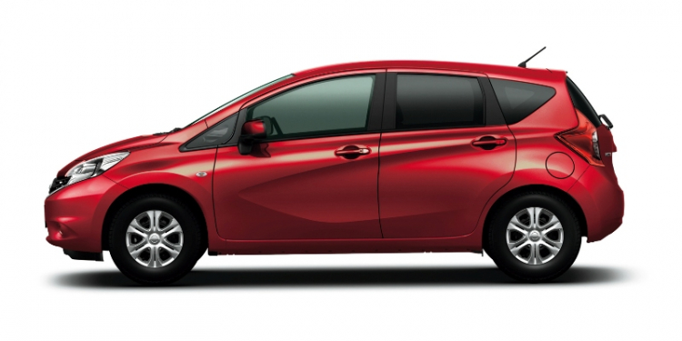 NISSAN NOTE đẹp, trẻ trung, nhỏ gọn :)