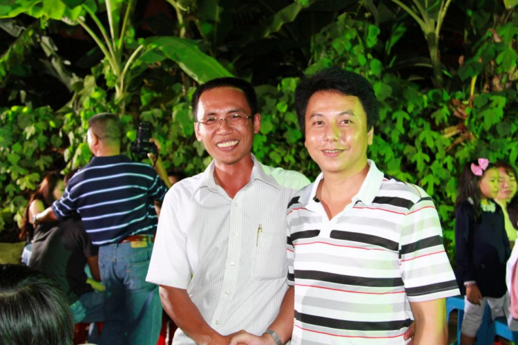 Trực tiếp-Gala Mừng Giáng sinh 2012 & kết nạp thành viên FFC mới Trực tiếp-Gala Mừng Giáng sinh 2012 & kết nạp thành viên FFC mới