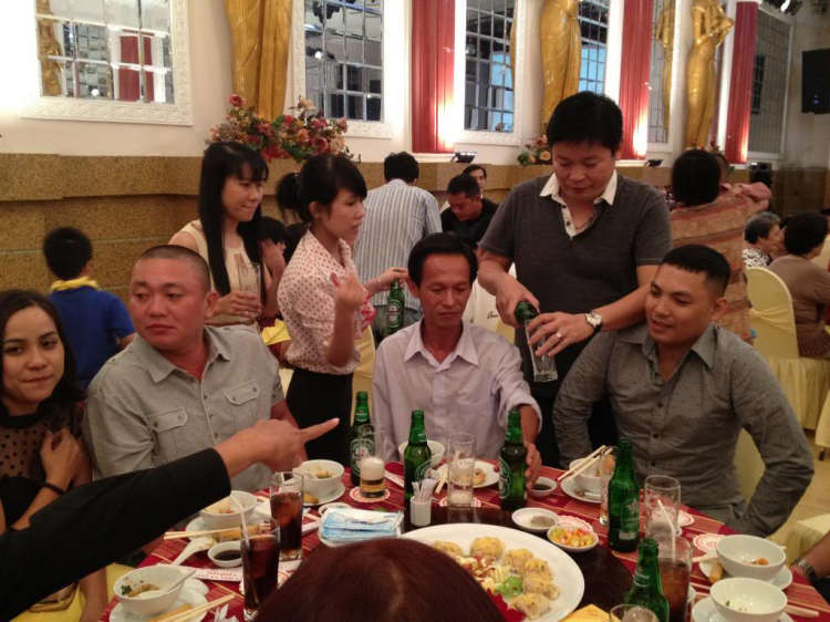 Tiệc tất niên OSFC. Tiệc tất niên OSFC.