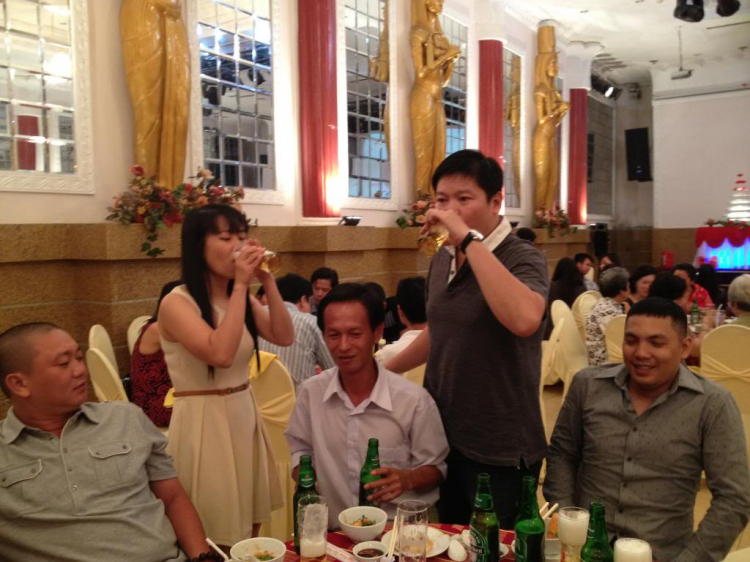 Tiệc tất niên OSFC. Tiệc tất niên OSFC.