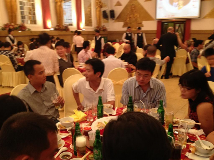 Tiệc tất niên OSFC. Tiệc tất niên OSFC.