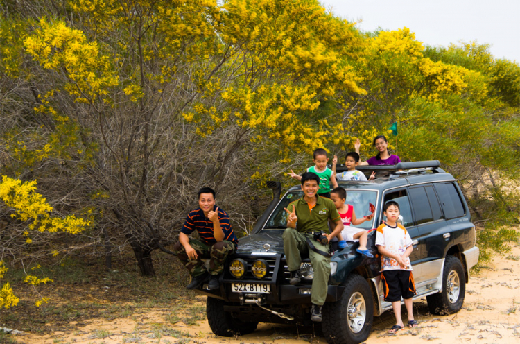 Phần lớn xe hai cầu đều có thể off road đồi cát được... nếu biết cách!