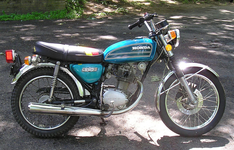 Honda CG125 hoặc CB125 lên dáng Triumph Bonneville