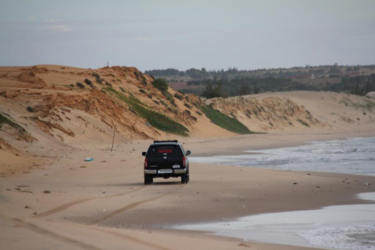 Khi Navara tung tăng và off road nhè nhẹ