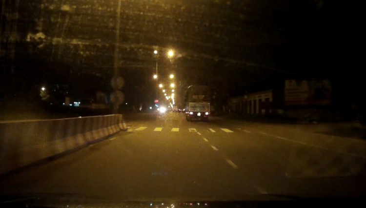 Cách lắp camera hành trình G1W Cách lắp camera hành trình G1W