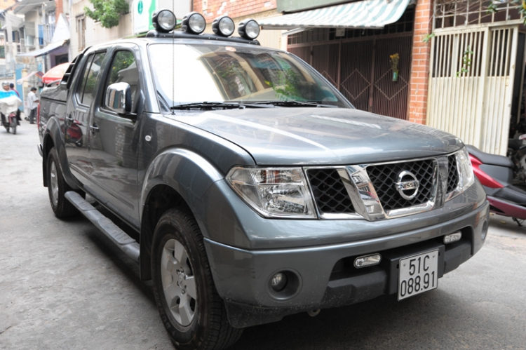 MAZDA BT-50 vs NISSAN NAVARA nên chọn em nào các bác ???