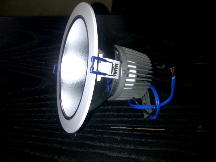 Em định tổ chức buổi offline dự án kinh doanh đèn LED Em định tổ chức buổi offline dự án kinh doanh đèn LED