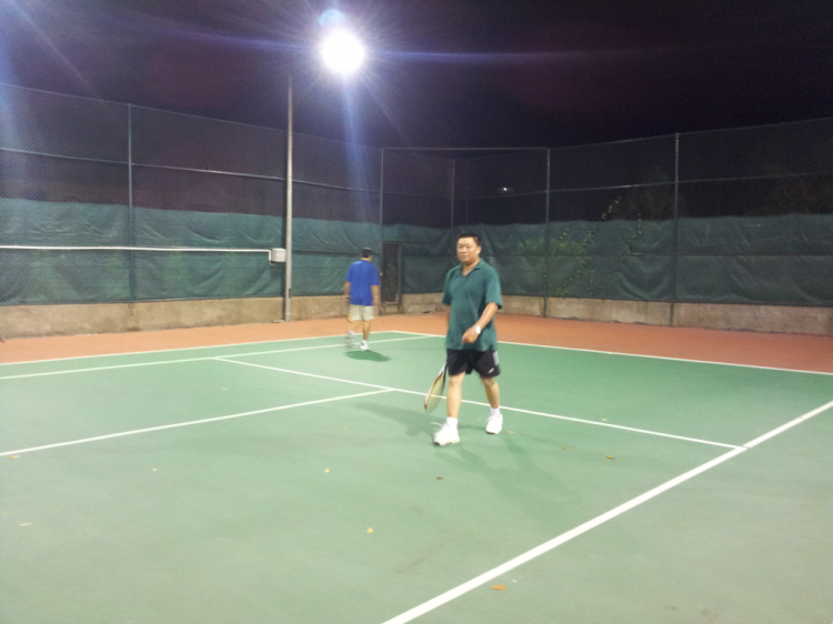 OS.XNL- CLB Tennis Xóm nhà lá