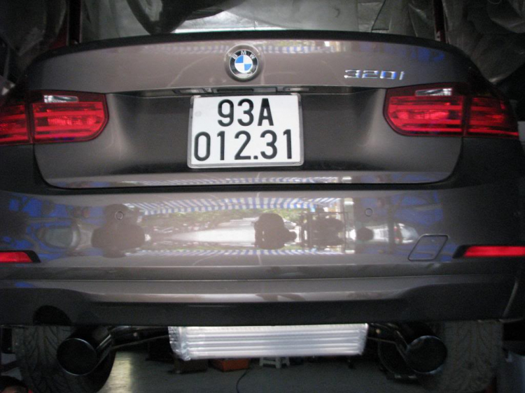 F30 320i độ pô, lên body kit và 1 số đồ carbon...