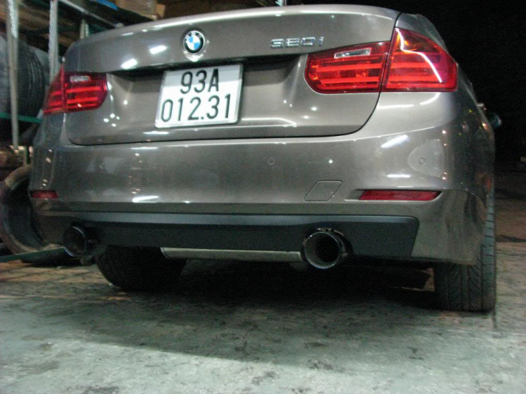 F30 320i độ pô, lên body kit và 1 số đồ carbon...