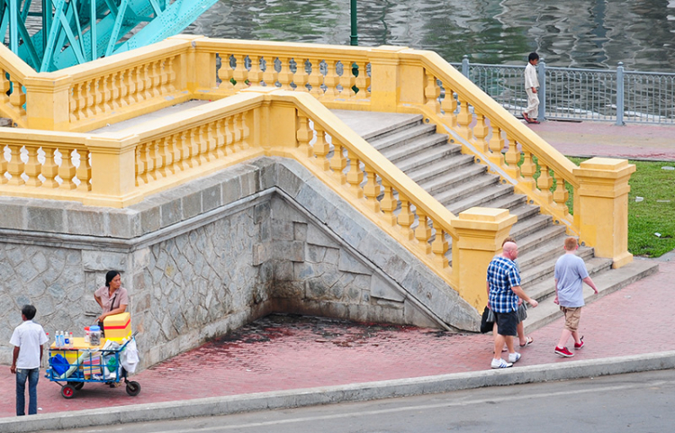 [Update Tr.25 - Vẻ đẹp của kv Cầu Mống] Tài xế VINASUN "hiếp dâm" tập thể di tích 108 tuổi