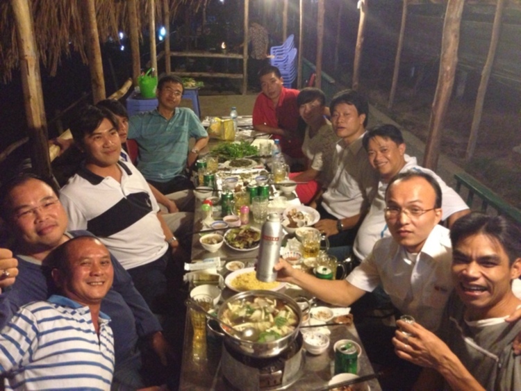 Thứ Ba: Ngày Hội Kết Nối Thành Viên