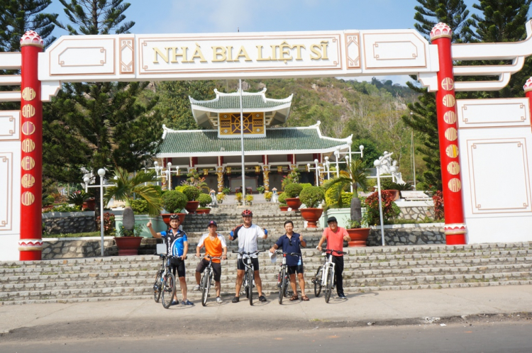 Đạp xuyên biên giới-Châu Đốc- Núi Sam- Takeo