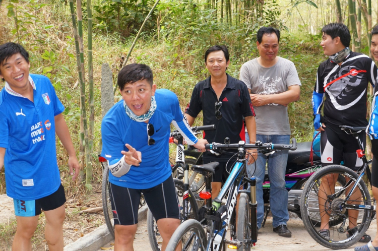 Đạp xuyên biên giới-Châu Đốc- Núi Sam- Takeo