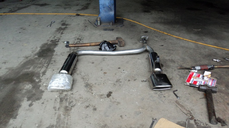 Đổi màu cho Honda CR-Z, Độ pô CR-Z, Pô Honda Civic (Trang 5) Đổi màu cho Honda CR-Z, Độ pô CR-Z, Pô Honda Civic (Trang 5)