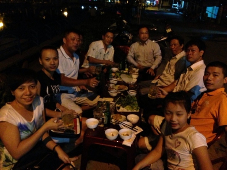 Thứ Ba: Ngày Hội Kết Nối Thành Viên
