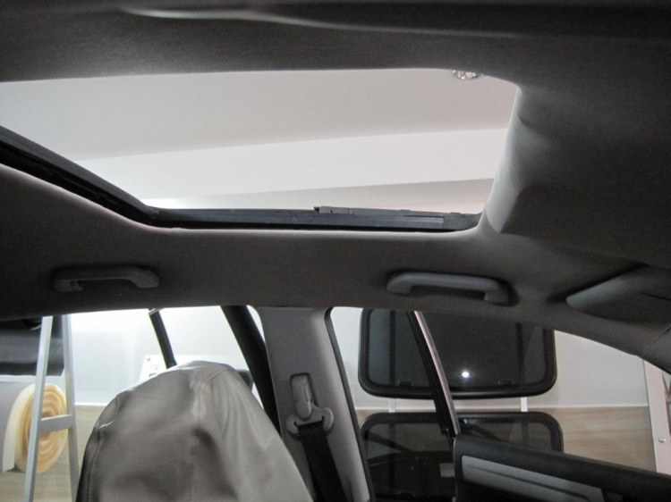 Hình ảnh Civic và CRV 2010 lên cửa sổ trời Sunroof