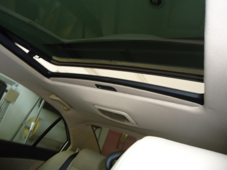 Hình ảnh Sonata, accent lên sunroof