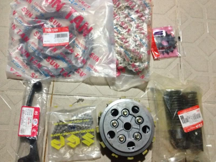 Honda CG125 hoặc CB125 lên dáng Triumph Bonneville Honda CG125 hoặc CB125 lên dáng Triumph Bonneville